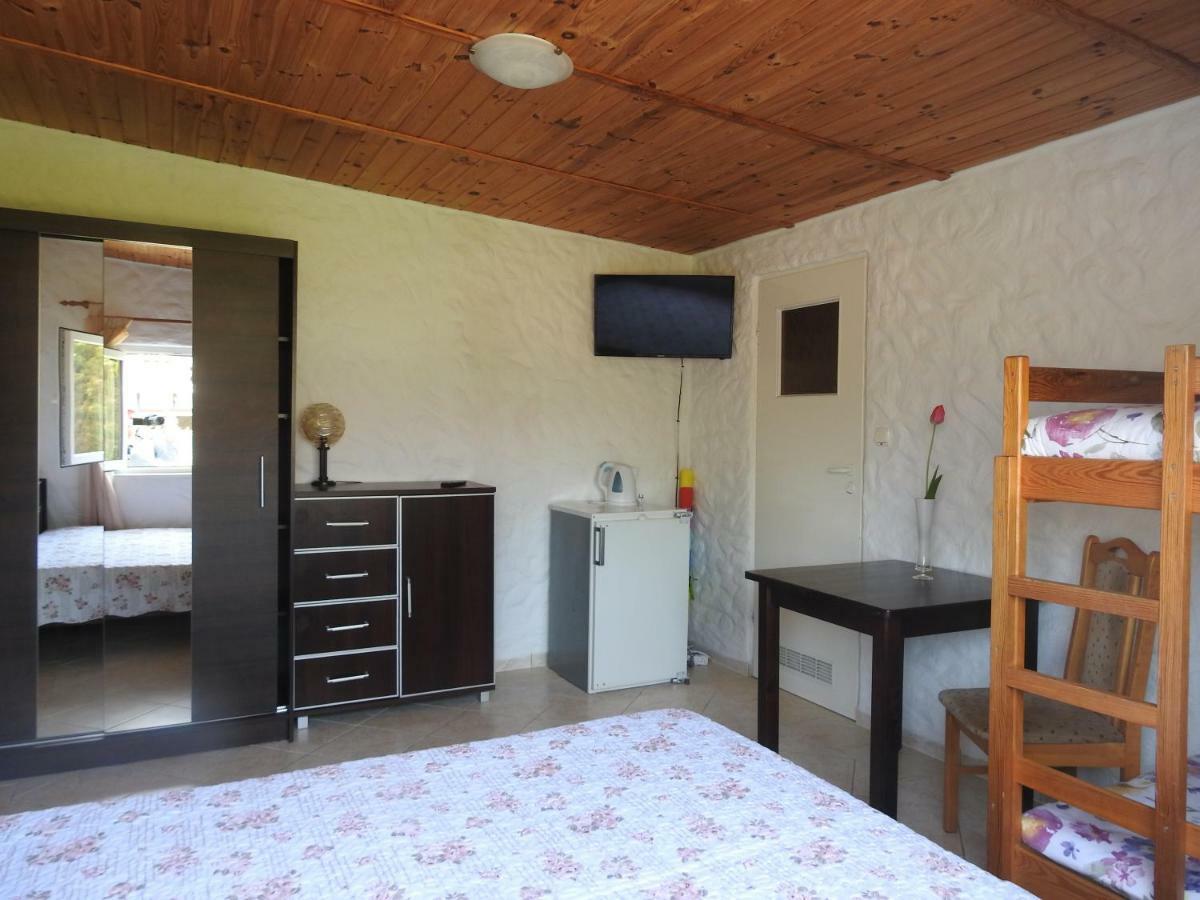 Apartmán Malwa Jezierzany Exteriér fotografie